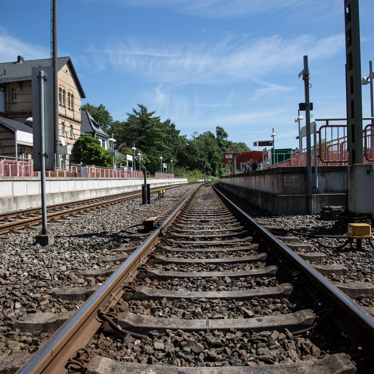 kritik an sbb wegen zügen aus krefeld