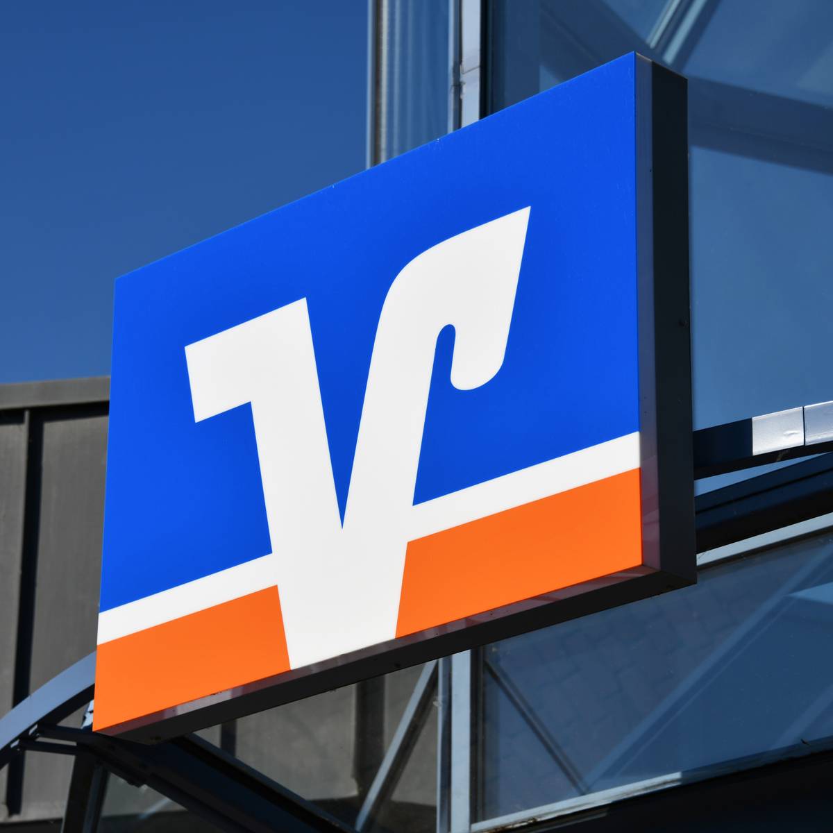 volksbanken: krefelder führung übernimmt in düsseldorf neuss