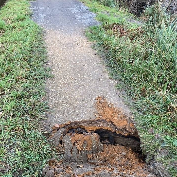 wanderweg am breyeller see wegen schäden gesperrt