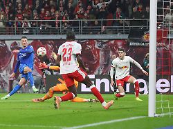 20 12 2025 xgox fussball 1 bundesliga rb leipzig bayer 04 leverkusen emspor v l