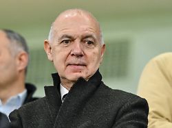 dfb praesident bernd neuendorf germany looks on during the fifa world cup 2026 qualifier match between luxembourg and germany at stade de luxembourg on november 14 2025 in luxembourg luxembourg