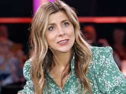 mdr riverboat moderatorin panagiota petridou anlaesslich der aufzeichnung der mdr talkshow riverboat am 10 11 2023 in der mediacity leipzig