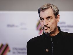 markus soeder ministerpraesident von bayern aufgenommen im rahmen der unterzeichnung der vereinbarung zur olympiabewerbung in berlin 04 12 2025