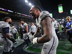 seattle seahawks defensive tackle leonard williams reacts after an nfl football game against the los angeles rams thursday dec 18 2025 in seattle