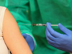 symbolfoto zu corona bzw grippeschutzimpfung