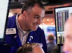 trader chris lagana works on the floor of the new york stock exchange tuesday dec 2 2025