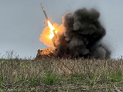 ukrainian servicemen fire a multiple launch rocket system mlrs towards russian troops amid russia s attack on ukraine near the frontline town of pokrovsk in donetsk region ukraine december 9 2025