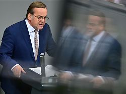 verteidigungsminister pistorius warb vor der abstimmung im bundestag fuer das neue wehrdienstgesetz