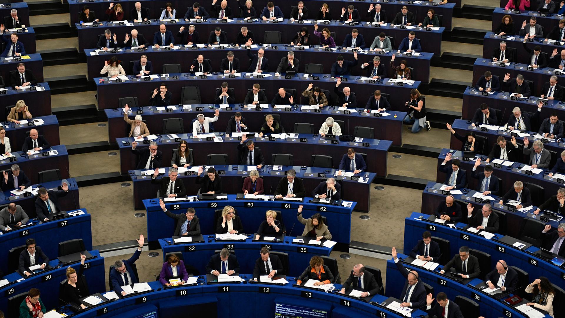 eu parlament 252