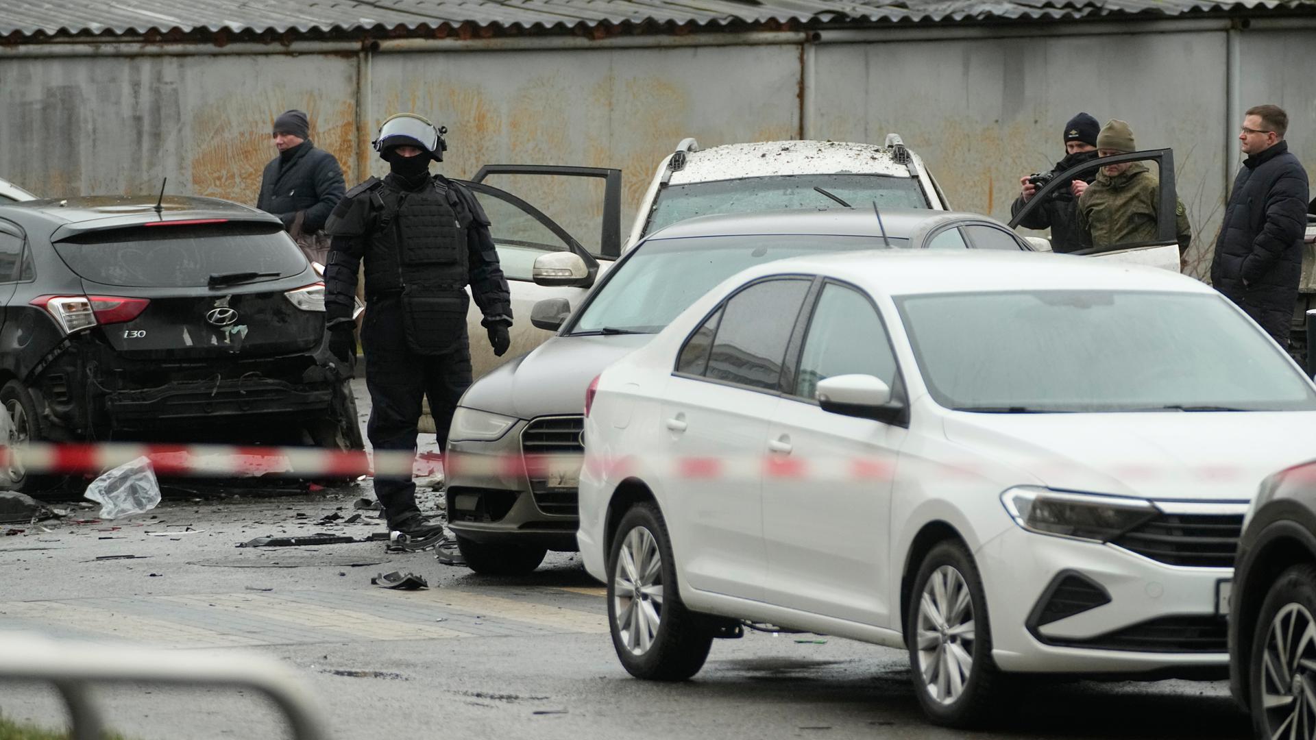 moskau general autobombe 100