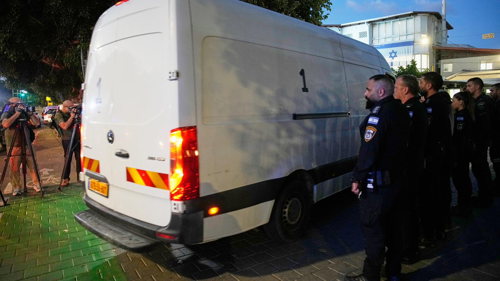 transporte sicherheitskraefte 100