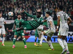 07 11 2025 xmohx fussball 1 bundesliga sv werder bremen vfl wolfsburg v l