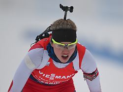 08 01 2026 thueringen oberhof biathlon weltcup sprint 7 5 km frauen darja dolidowitsch laeuft fuer das biathlon refugee team ins ziel