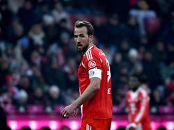 24 01 2026 allianz arena muenchen ger 1 fbl fc fc bayern munich vs fc fc augsburg im bild harry kane muenchen dfl regulations prohibit any use of photographs as image sequences and or quasi video