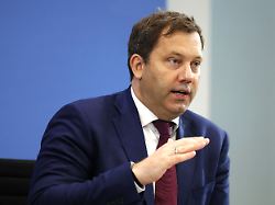 afp 20251009 787j4ak v1 highres germanypoliticscoalition