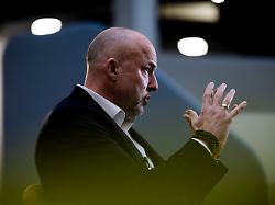 alexander hoffmann csu vorsitzender der csu landesgruppe in der unionsfraktion spricht bei einem interview im newsroom der deutschen presse agentur