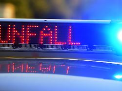 auf der a7 ereignen sich zwei unfaelle ein lastwagenfahrer filmt die einsatzstelle was der polizei nicht entgeht