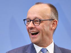 berlin deutschland bundeskanzleramt pressekonferenz nach koalitionsausschuss bundeskanzler friedrich merz cdu