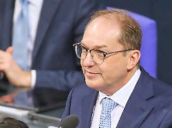 berlin deutschland deutscher bundestag 52