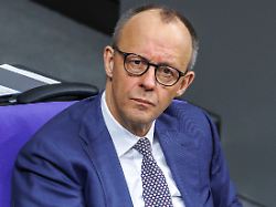 bundeskanzler friedrich merz cdu bei der 56 sitzung des deutschen bundestages am 29 01 26 in berlin 1