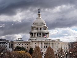 das kapitol sitz des us kongresses nachdem sich das repraesentantenhaus und der senat fuer dieses jahr vertagt haben 1