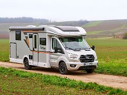 der forster t745 qf vibe ist ein knapp siebeneinhalb meter langer teilintegrierter auf ford transit basis