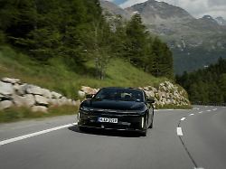 der lucid air hat einen reichweitenrekord aufgestellt