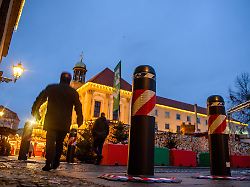 der weihnachtsmarkt in magdeburg hat wieder geoeffnet