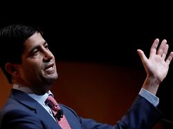 file photo kevin warsh fellow in economics at the hoover institution and lecturer at the stanford graduate school of business speaks during the sohn investment conference in new york city u s may 8 2017