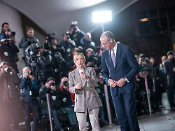 friedrich merz bundeskanzler begruesst giorgia meloni ministerpraesidentin italien am kanzleramt