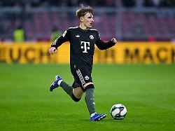 fussball testspiele fc red bull salzburg fc bayern muenchen in der red bull arena lennart karl bayern muenchen in aktion