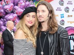 gil ofarim buergerlicher gil doron reichstadt frau verena brock deutschlandpremiere von my little pony zoo palast berlin am 03