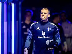 hamburg 3 dezember 2025 fussball dfb pokal 2025 26 hamburger sv holstein kiel daniel peretz hamburger sv 26 dfl regulations prohibit any use of photographs as image sequences and or quasi video