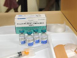 in den usa wird die masernimpfung in der regel im kindesalter als kombiimpfstoff in zwei dosen verabreicht