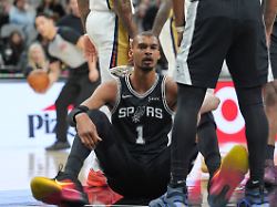 jan 25 2026 san antonio texas usa san antonio spurs forward victor wembanyama 1 sits after getting fouled in the first half against the new orleans pelicans at frost bank center