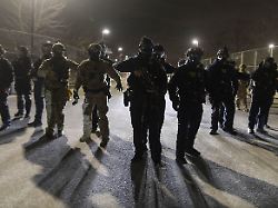 minneapolis minnesota u s aei january 15 federal immigration officers confront protesters outside bishop henry whipple federal building in minneapolis minnesota u s january 15 2026