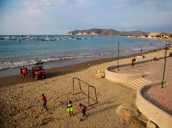 machallilla national park fishing village soccer modellfreigabe vorhanden