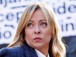 ministerpraesidentin giorgia meloni waehrend der veranstaltung fratelli d italia atreju 2025