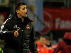 nuernberg deutschland 30 januar 2026 2 liga 2025 2026 fc nuremberg vs preussen muenster im bild trainer coach miroslav klose fcn gestikuliert auf dem spielfeld pitch