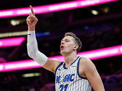 orlando magic forward moritz wagner 21 reacts after being fouled during the first half of an nba basketball game against the new orleans pelicans sunday jan 11 2026 in orlando fla