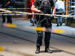 oslo 20220625 several shots were fired at around 1 15pm on sunday night outside the london pub in central oslo several are injured police say