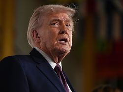 president donald trump arrives for the premiere of first lady melania trump s movie melania at the john f kennedy memorial center for the performing arts thursday jan 29 2026 in washington