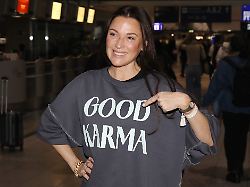 simone ballack bei der abreise der dschungelcamp kandidaten der rtl reality tv show ich bin ein star holt mich hier raus nach australien auf dem flughafen frankfurt am main frankfurt 15 01