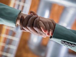 um teil des teams zu werden sollten neue mitarbeiterinnen und mitarbeiter sich aktiv einbringen