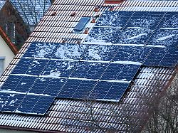 wenn der schnee taut jetzt dachziegel rinnen und anschluesse kontrollieren