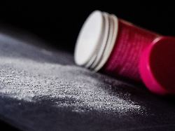 wenn keine zeit zum haarewaschen bleibt oeko test hat 26 trockenshampoos untersucht