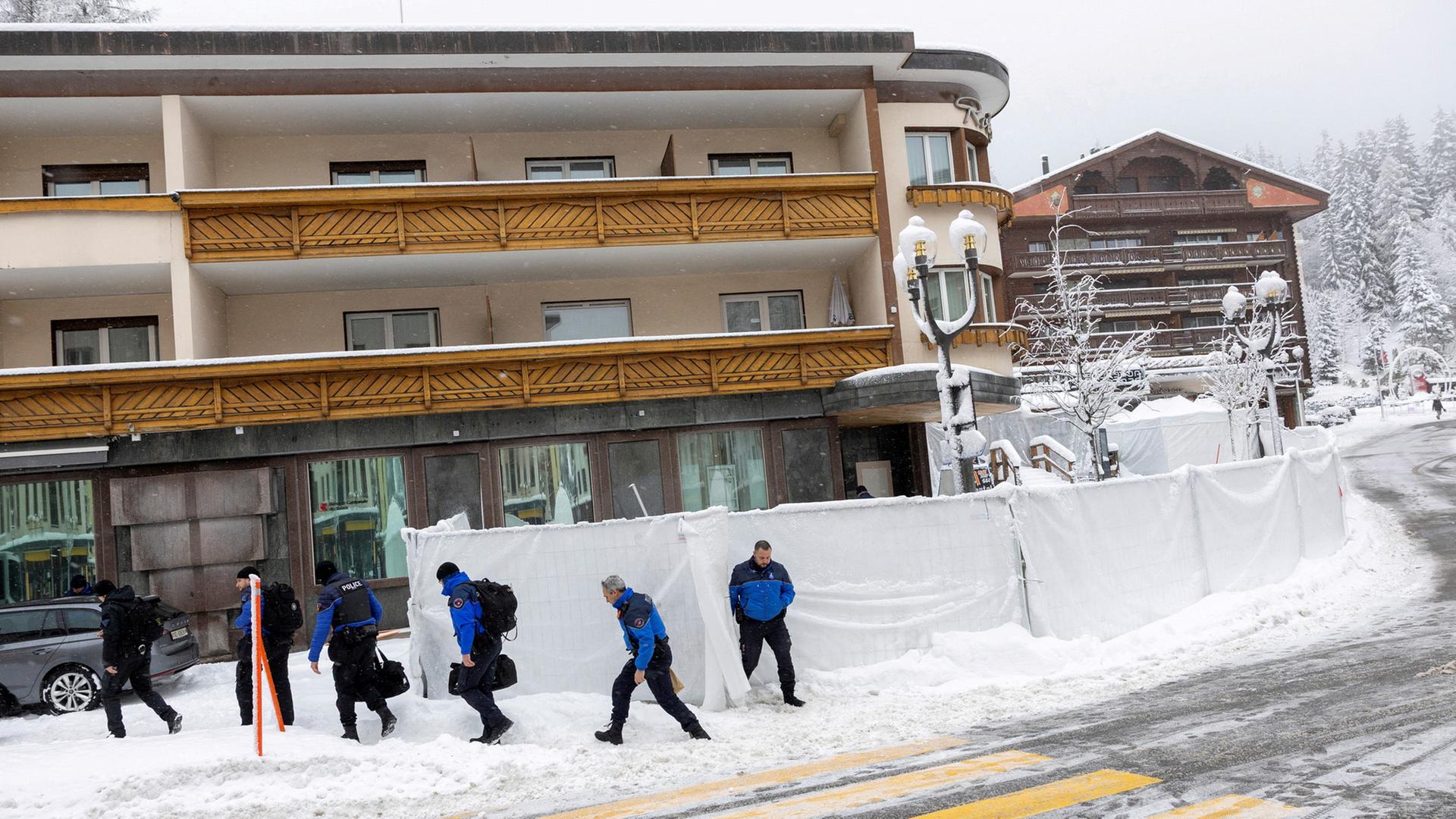 bar crans montana 100