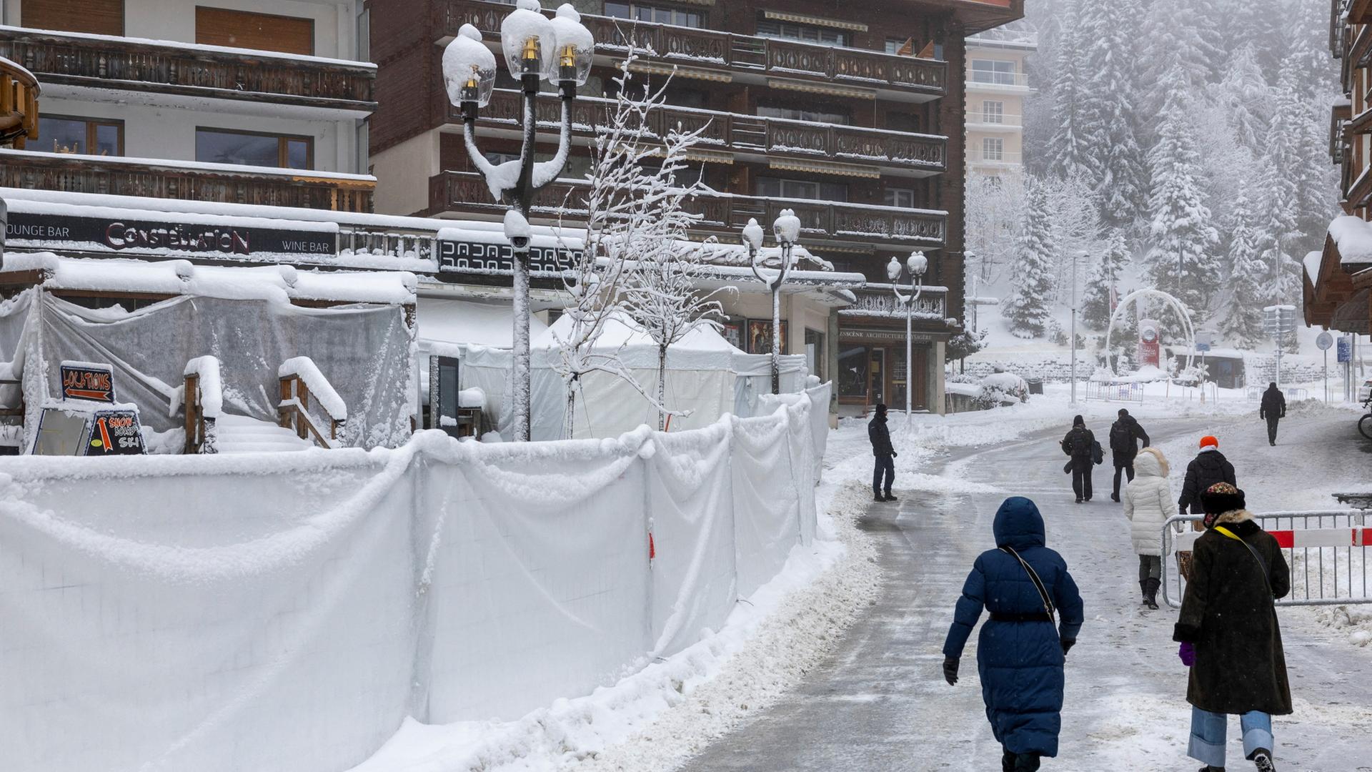 bar le constellation brand schweiz 100