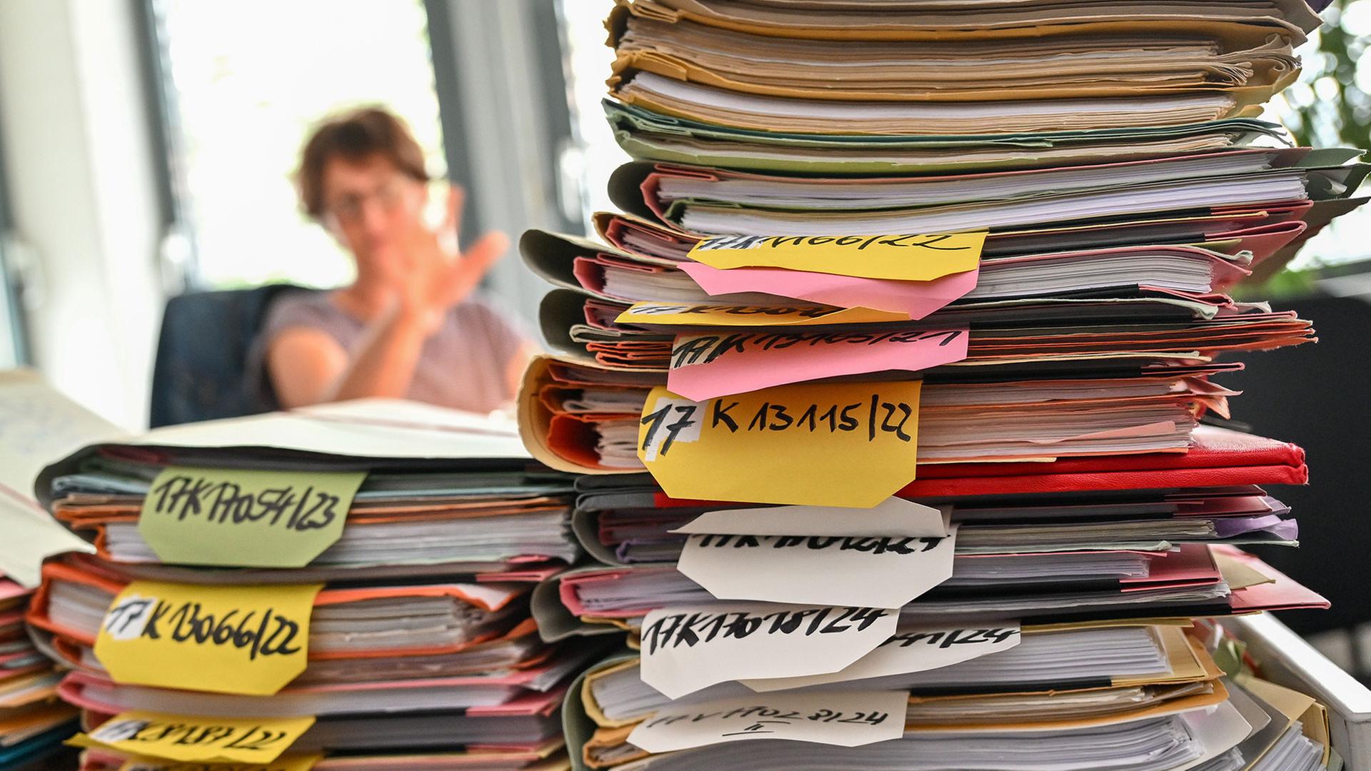 buerokratie akten 106