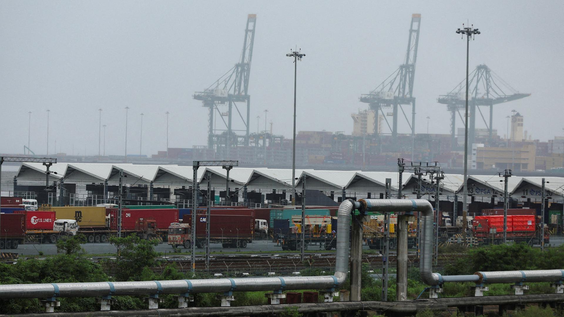 containerhafen indien 100